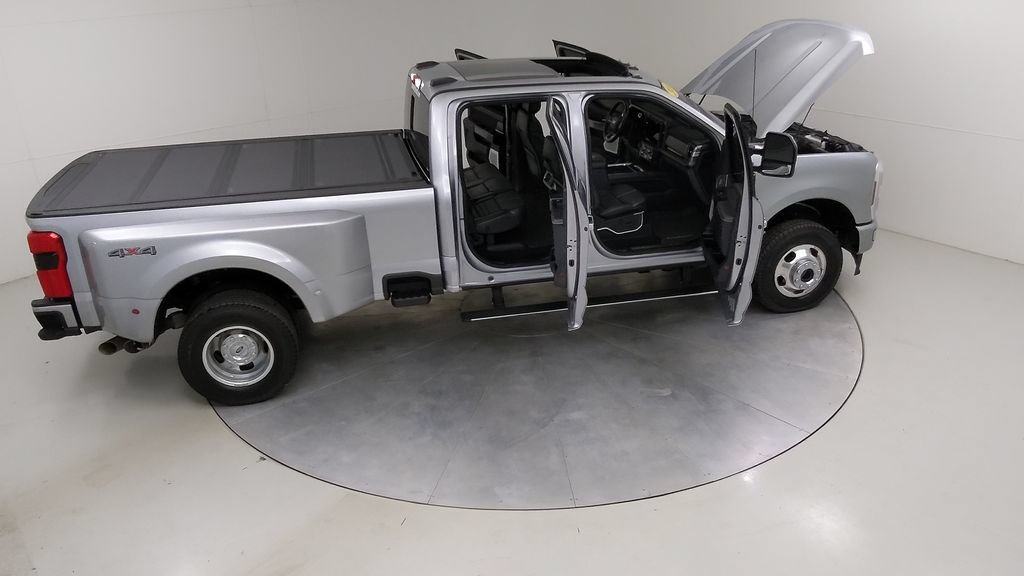 Certified 2024 Ford F350 Platinum AWD/4WD image 50