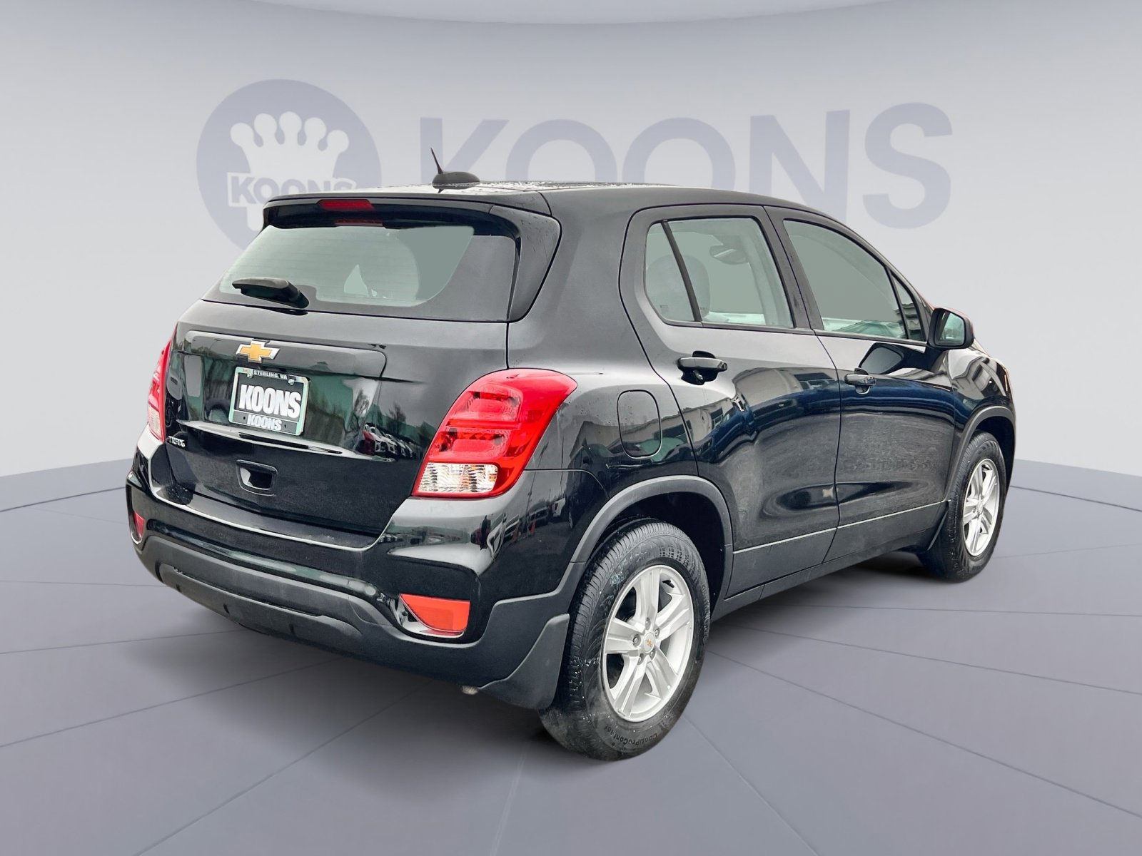 Used 2020 Chevrolet Trax LS w/ LPO, Protection Package FWD image 7