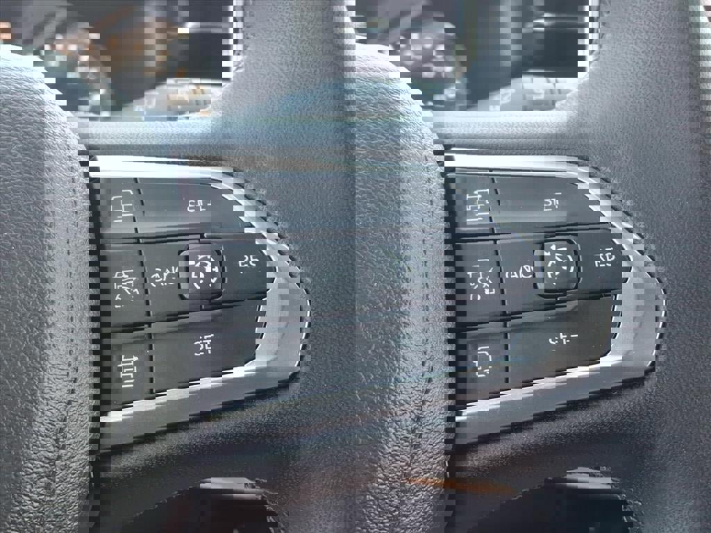 Used 2024 Jeep Compass Limited image 23