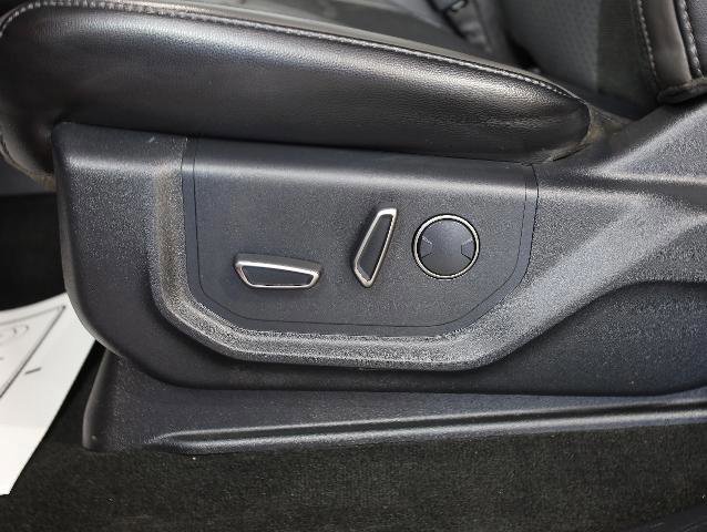 Certified 2019 Ford F150 Raptor w/ Equipment Group 802A Luxury image 20