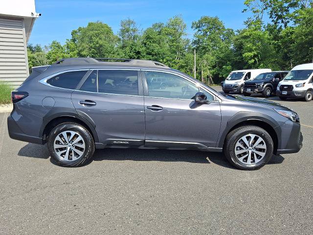 Used 2024 Subaru Outback Premium AWD/4WD image 7