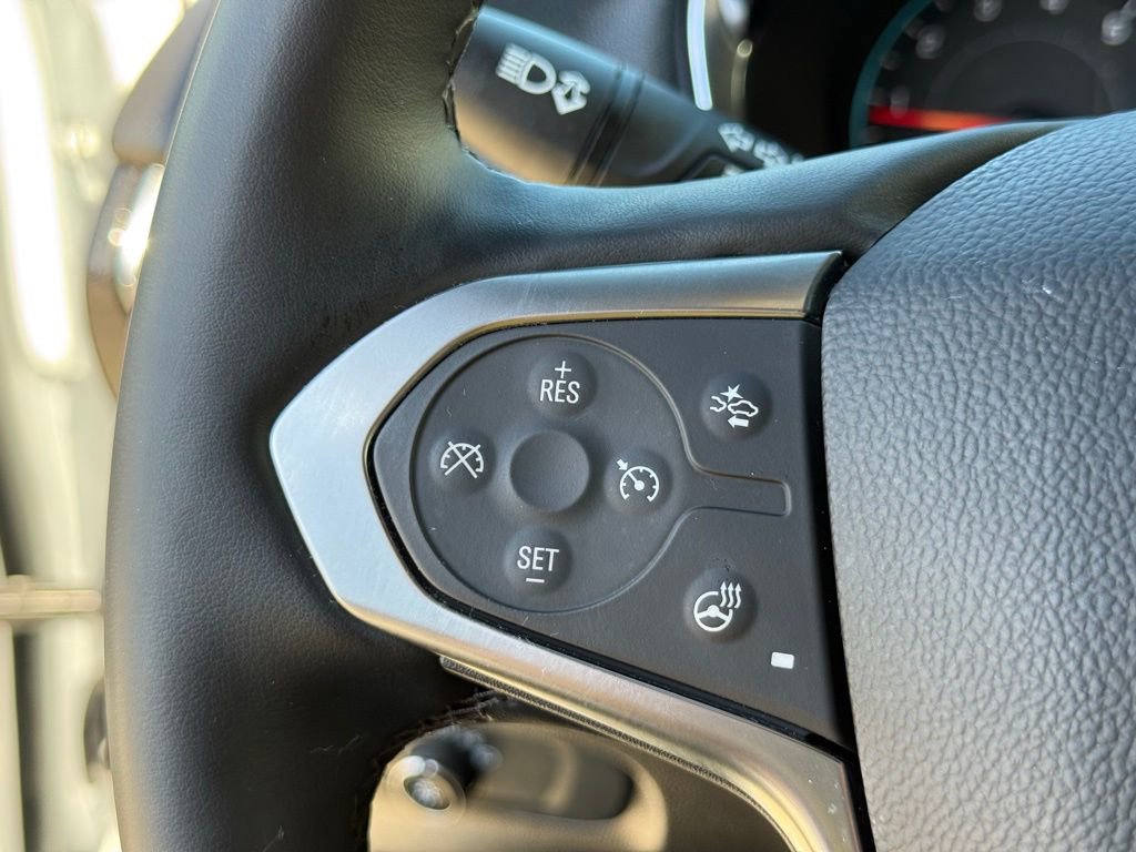 Used 2023 Chevrolet Traverse RS image 17