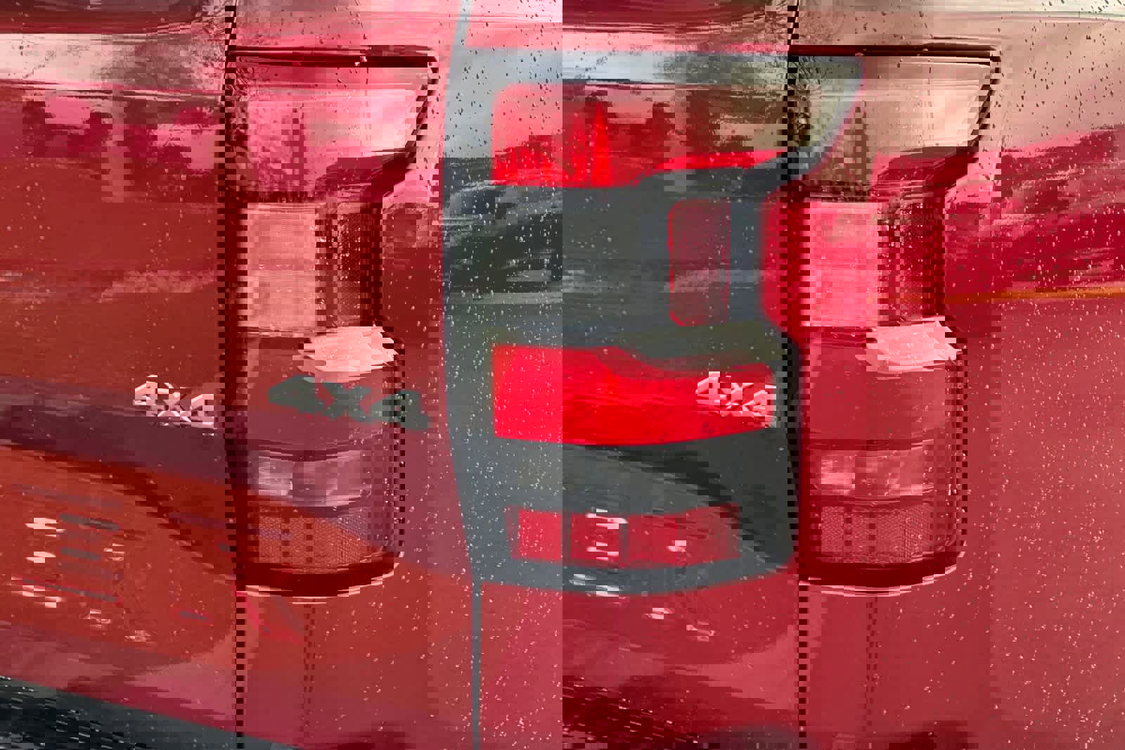 Used 2025 Nissan Frontier SV w/ SV Convenience Package image 26