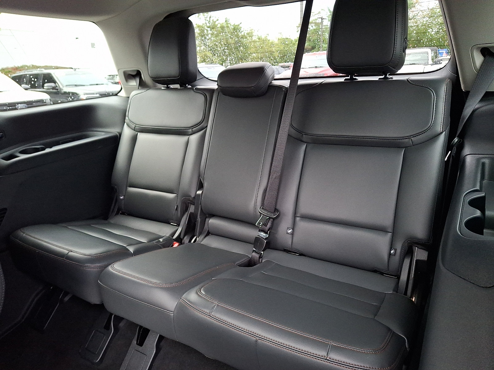 Certified 2025 Ford Expedition Active AWD/4WD image 14
