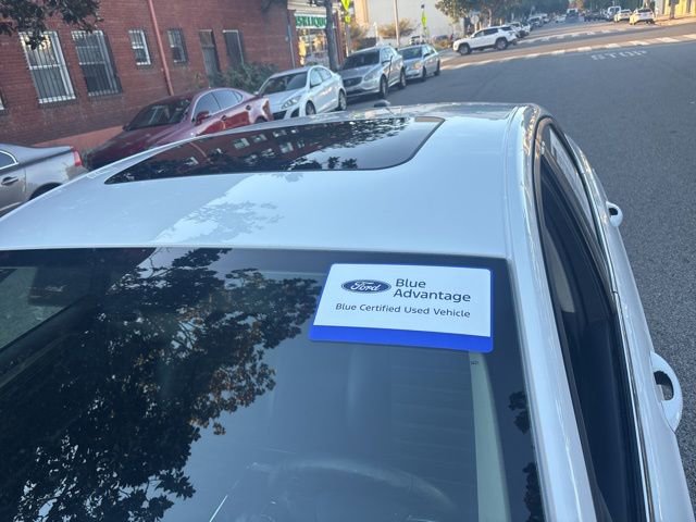 Certified 2017 Ford Fusion SE w/ Equipment Group 601A image 9