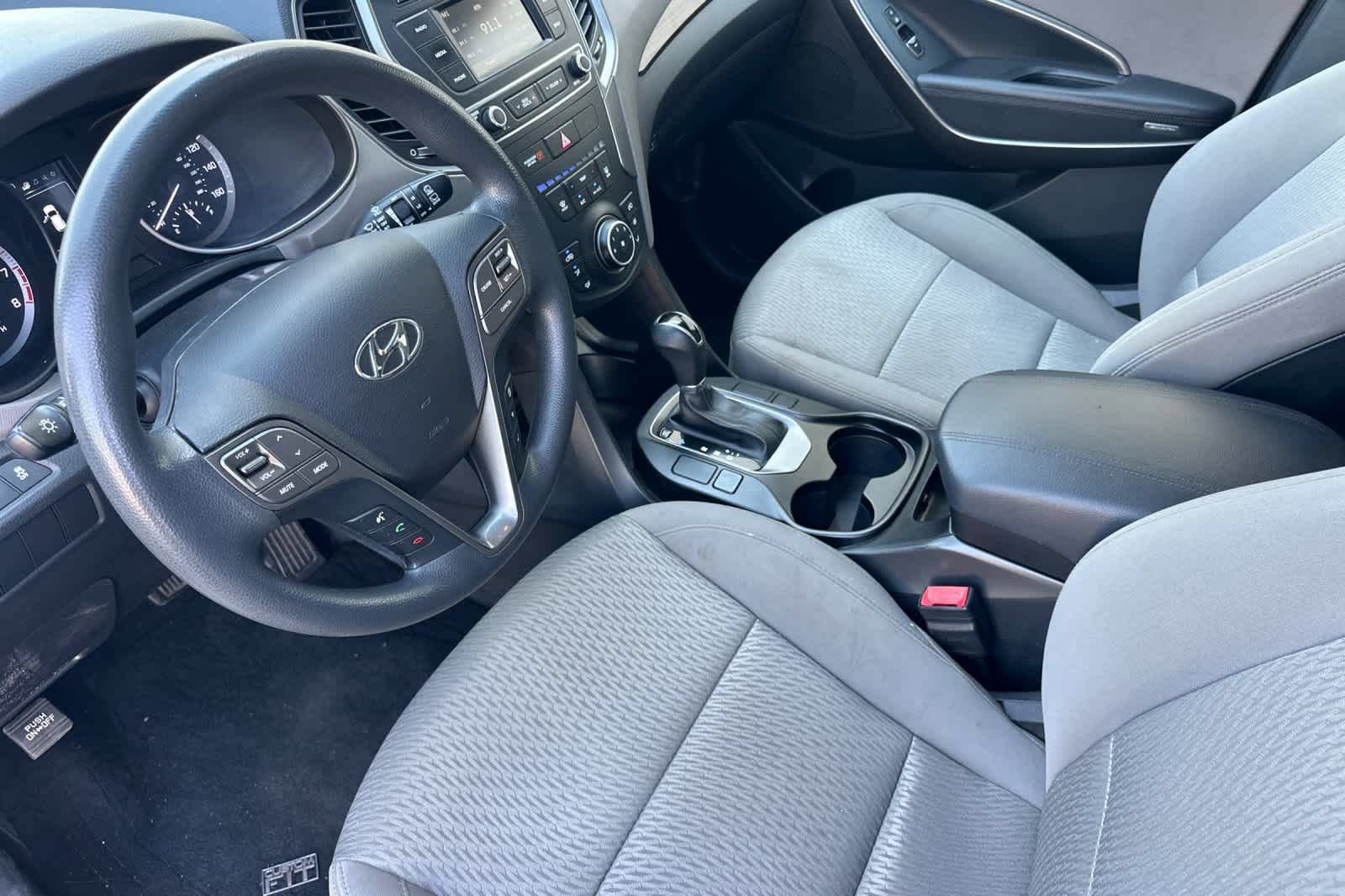 Used 2018 Hyundai Santa Fe Sport FWD image 11