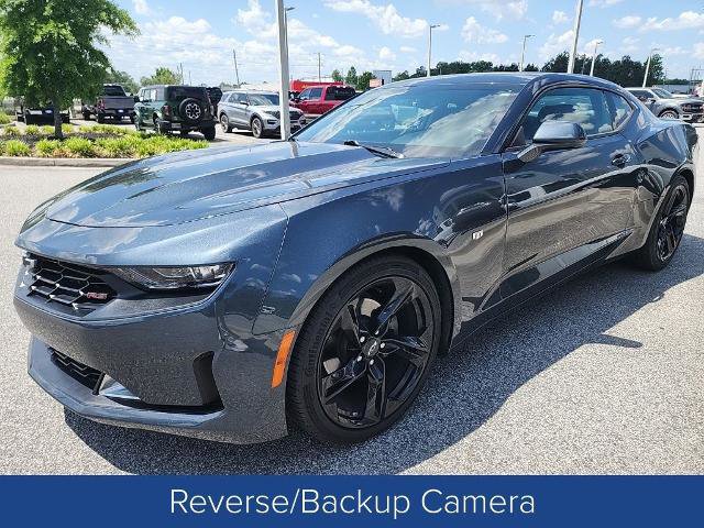 Used 2020 Chevrolet Camaro LT w/ RS Package RWD image 4