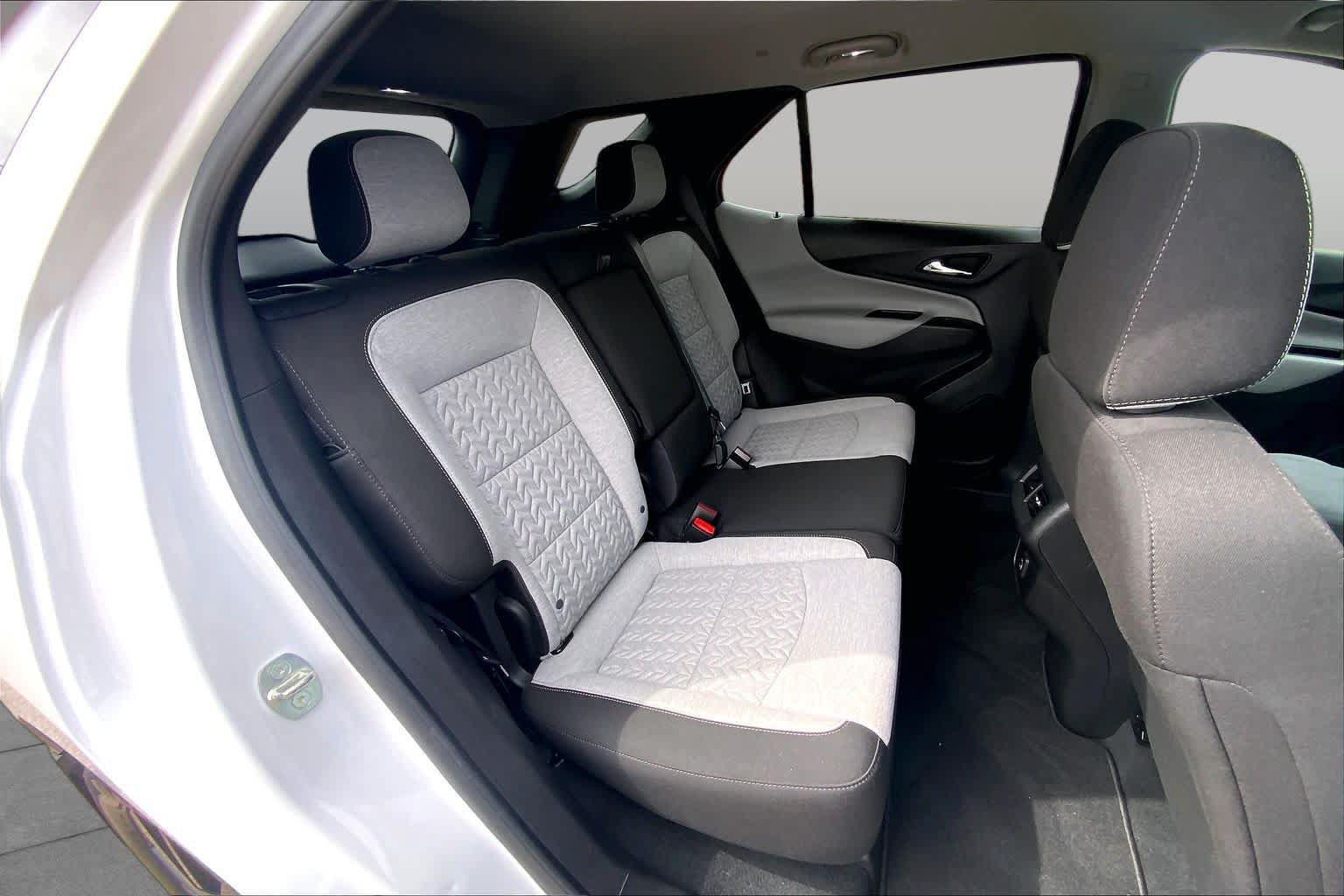 Used 2023 Chevrolet Equinox LS w/ LS Convenience Package FWD image 20