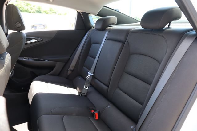 Used 2024 Chevrolet Malibu LT FWD image 29