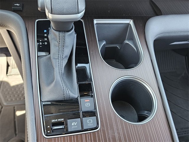 Used 2023 Toyota Sienna XLE image 24