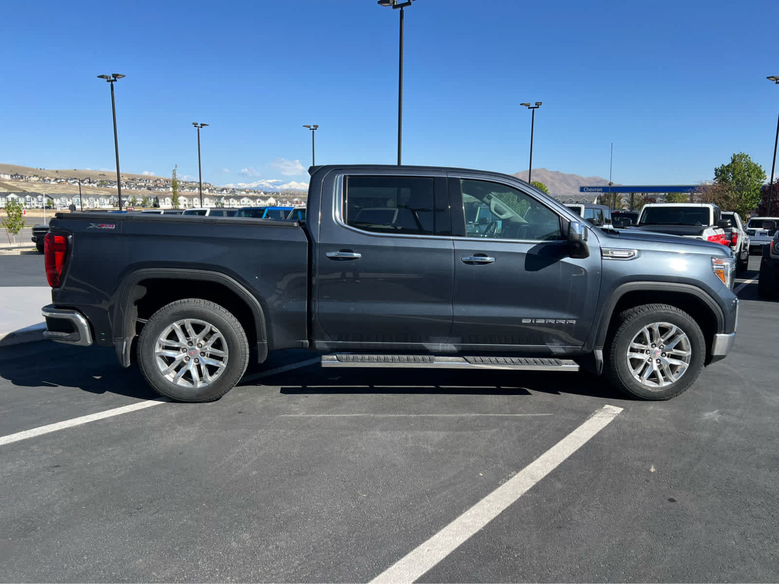 Used 2021 GMC Sierra 1500 SLT w/ SLT Premium Plus Package AWD/4WD image 6