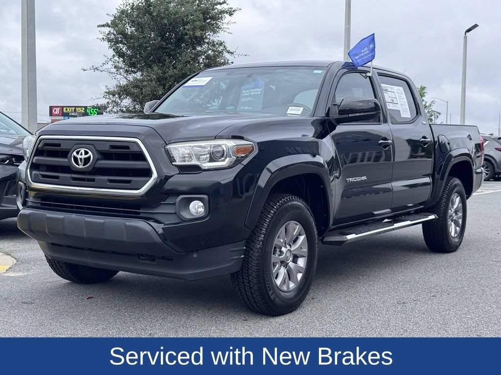 Used 2017 Toyota Tacoma SR5 w/ Tow Package RWD image 5