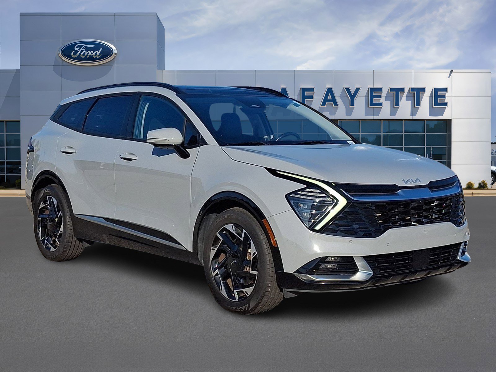Used 2023 Kia Sportage SX FWD image 1