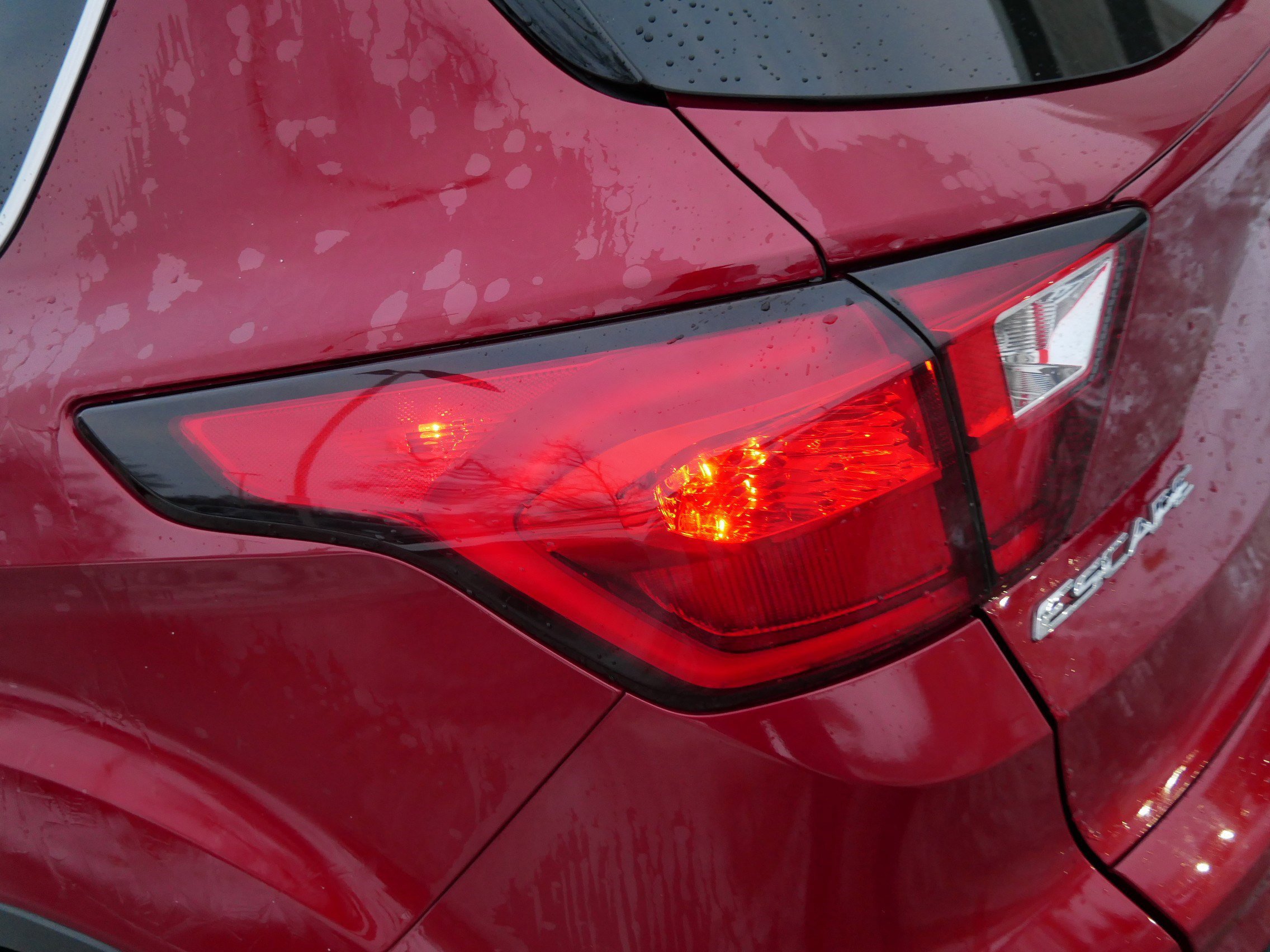 Certified 2019 Ford Escape SE image 17