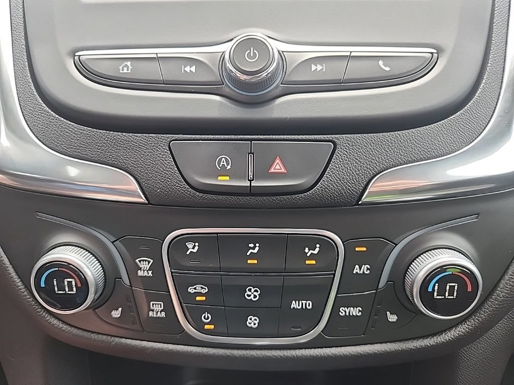 Used 2024 Chevrolet Equinox LT AWD/4WD image 16