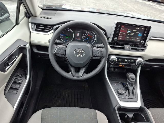 Used 2021 Toyota RAV4 XLE w/ Convenience Package image 11