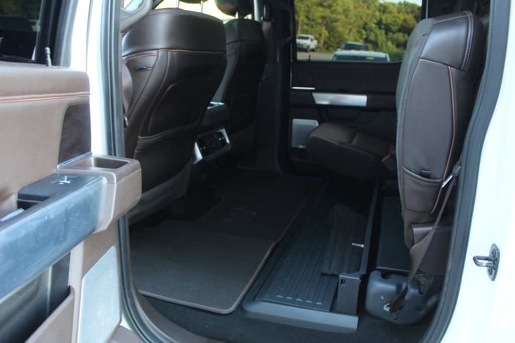 Certified 2024 Ford F250 King Ranch w/ FX4 Off-Road Package AWD/4WD image 23