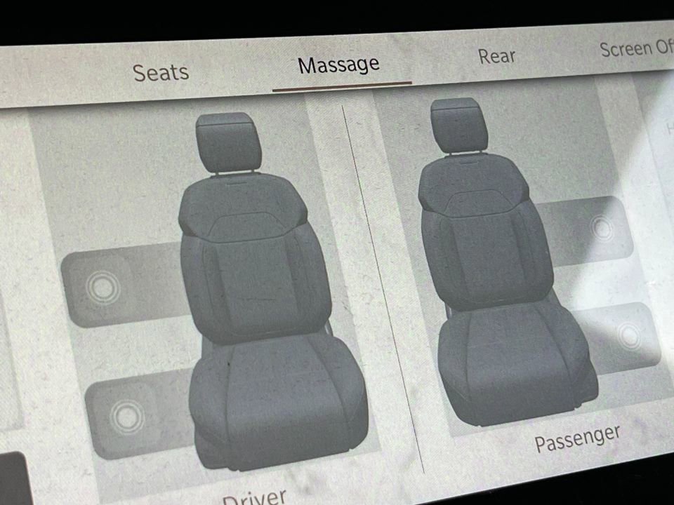 Used 2023 Jeep Grand Wagoneer Series III w/ Rear Seat Video Group 1 image 34