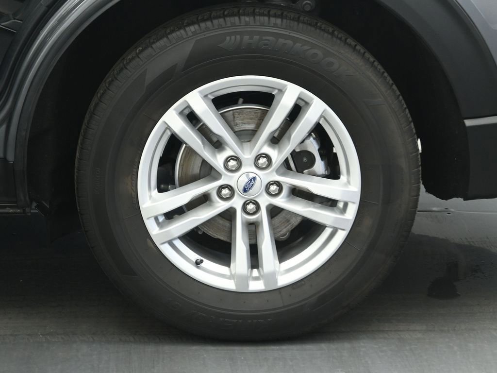 Certified 2023 Ford Explorer XLT image 50