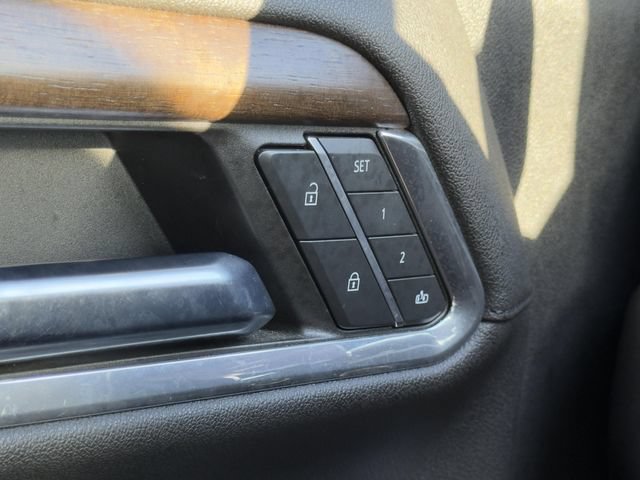 Used 2024 Chevrolet Silverado 2500 High Country w/ High Country Premium Package AWD/4WD image 31