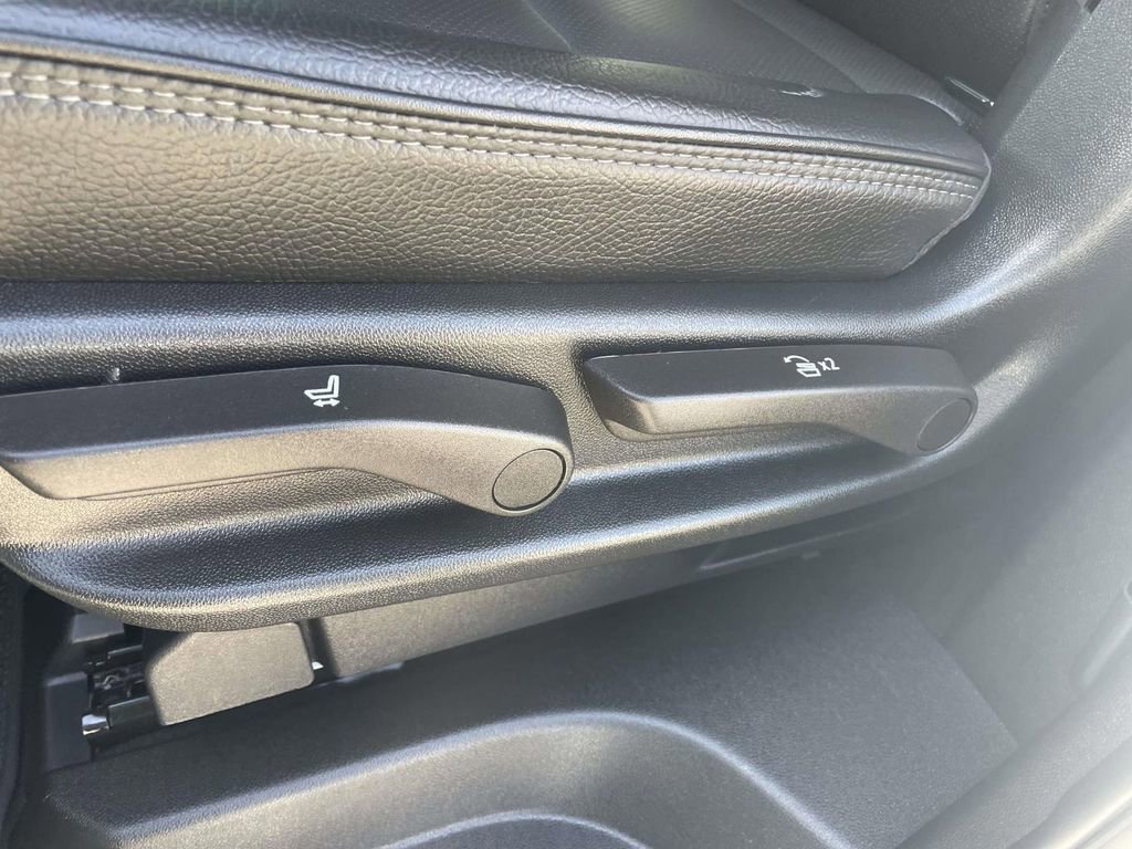 Used 2023 GMC Yukon Denali w/ Max Trailering Package image 23