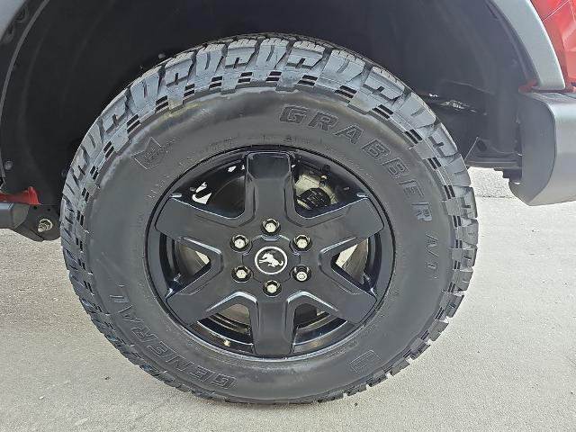 Certified 2024 Ford Bronco Black Diamond AWD/4WD image 33