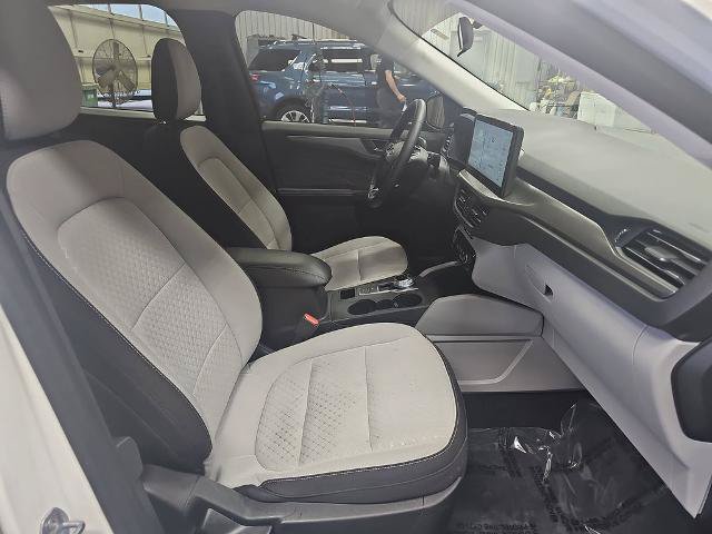 Certified 2023 Ford Escape Active w/ Tech Pack #1 AWD/4WD image 10