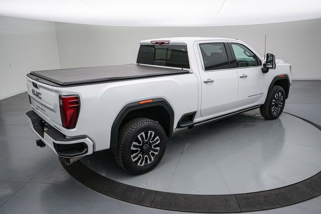 Used 2025 GMC Sierra 2500 Denali Ultimate AWD/4WD image 5