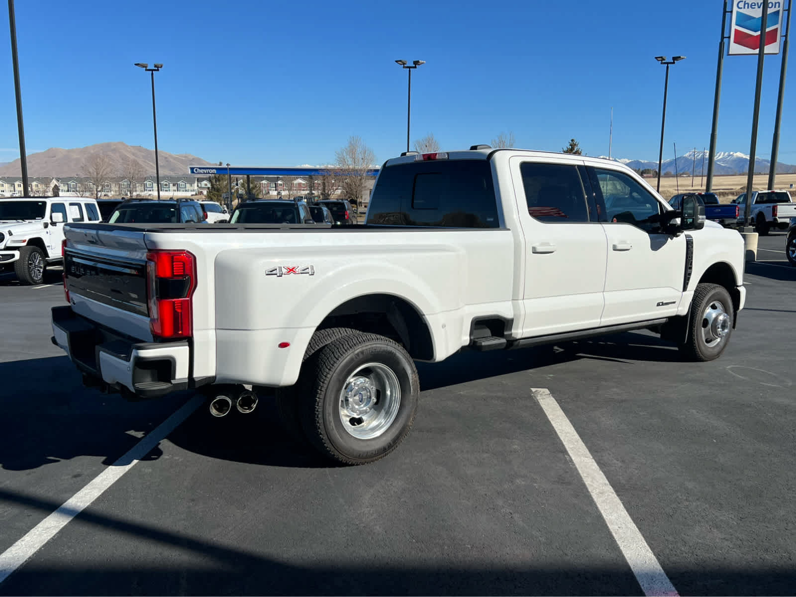Certified 2026 Ford F350 Platinum AWD/4WD image 7