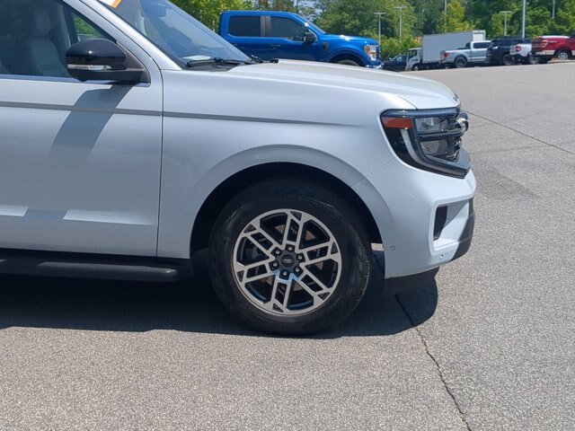 Certified 2025 Ford Expedition Max Active AWD/4WD image 11