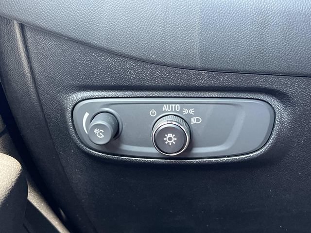 Used 2019 Chevrolet Equinox LT AWD/4WD image 30