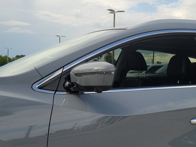 Used 2023 Nissan Murano Platinum w/ Cargo Package FWD image 5