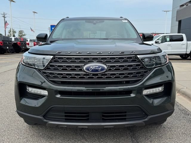Certified 2023 Ford Explorer XLT w/ Equipment Group 202A AWD/4WD image 41