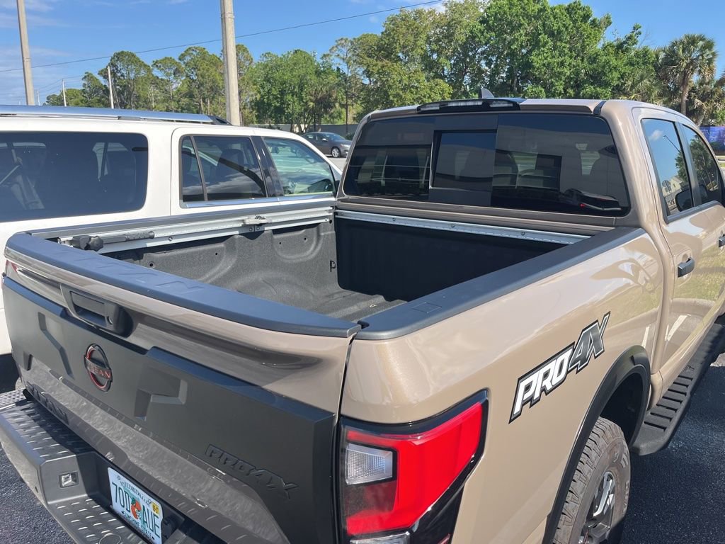 Used 2024 Nissan Titan PRO-4X w/ Pro-4x Utility Package image 6