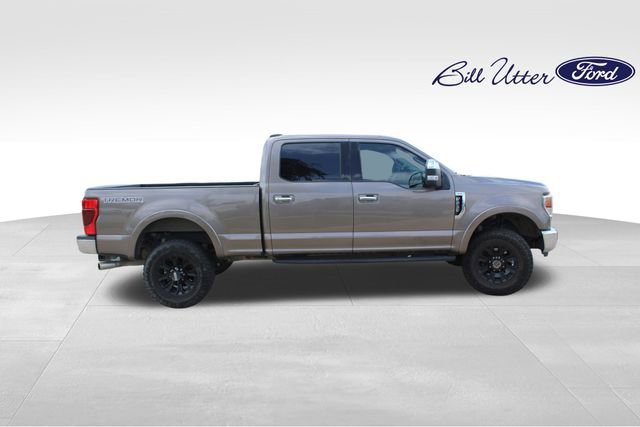 Certified 2020 Ford F250 XLT w/ Tremor Off-Road Package AWD/4WD image 4