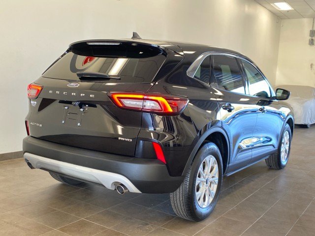 Certified 2023 Ford Escape Active AWD/4WD image 9