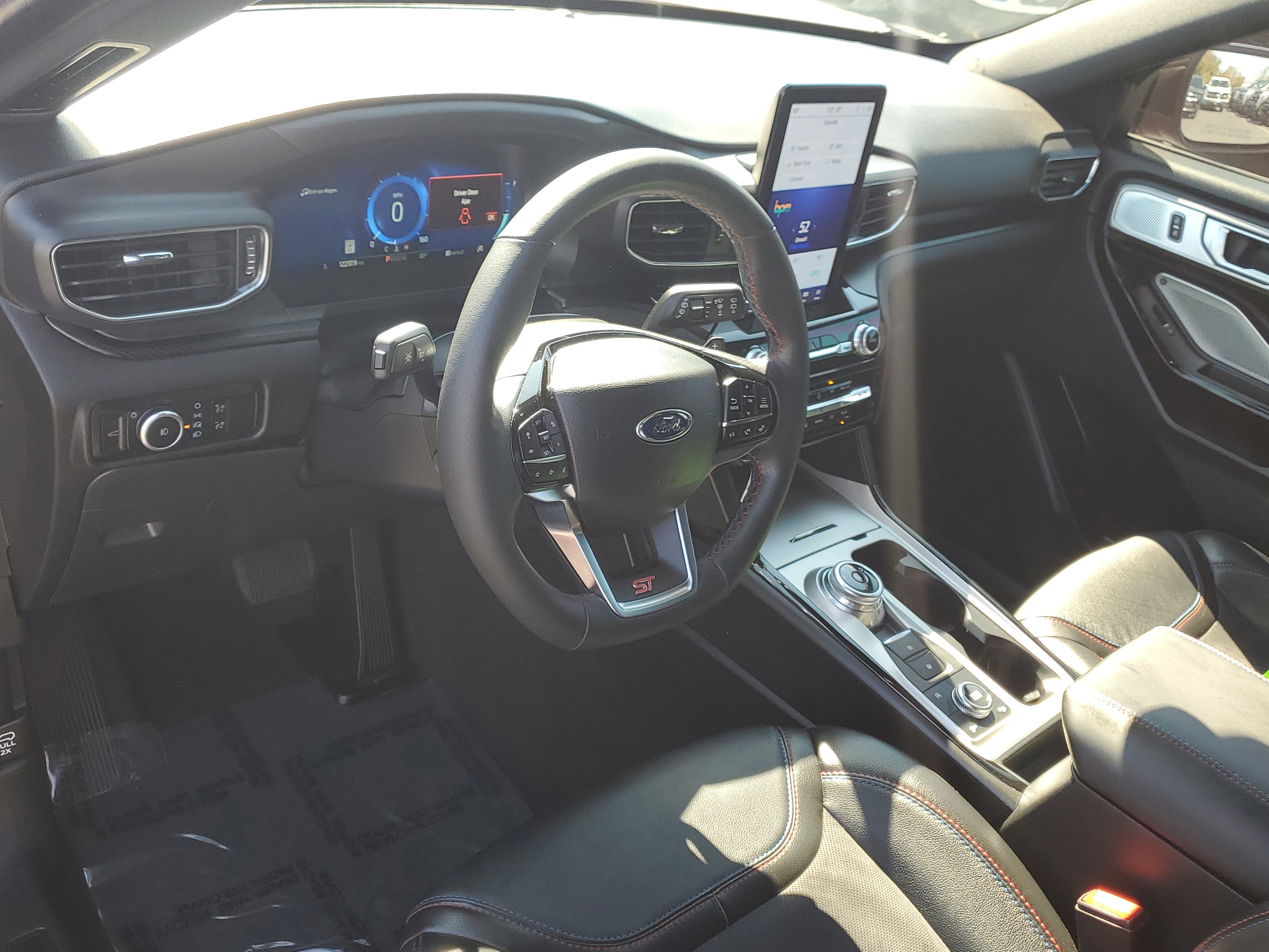 Certified 2024 Ford Explorer ST w/ Equipment Group 401A image 23