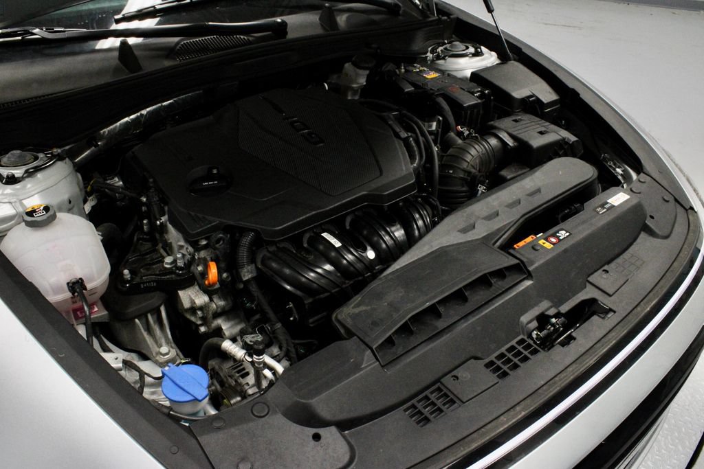 Used 2025 Hyundai Sonata SEL FWD image 15