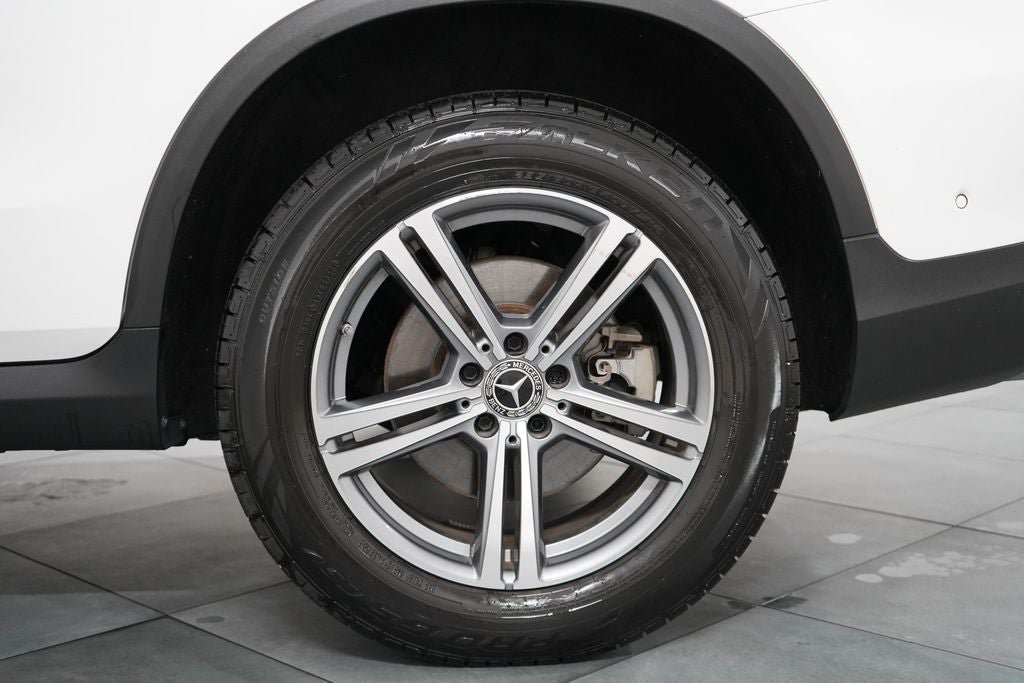 Used 2021 Mercedes-Benz GLC 300 4MATIC image 34