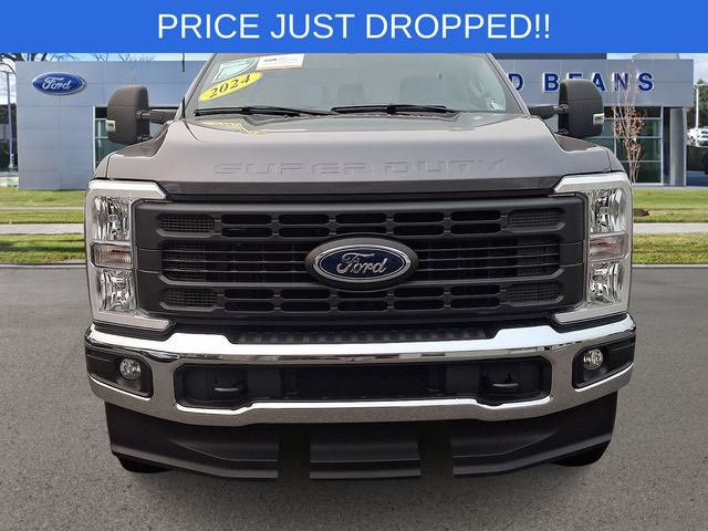 Certified 2024 Ford F350 XL w/ FX4 Off-Road Package AWD/4WD image 3