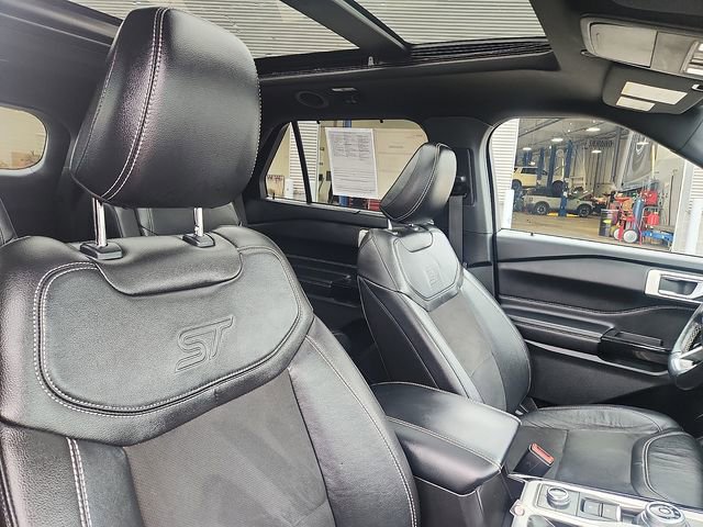 Certified 2022 Ford Explorer ST image 34