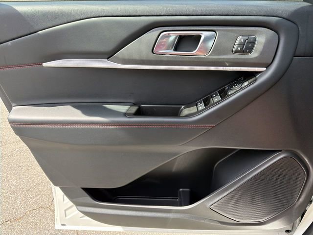 Certified 2025 Ford Explorer ST image 20
