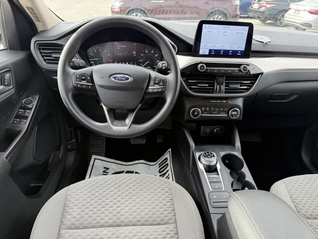 Certified 2020 Ford Escape SE image 15