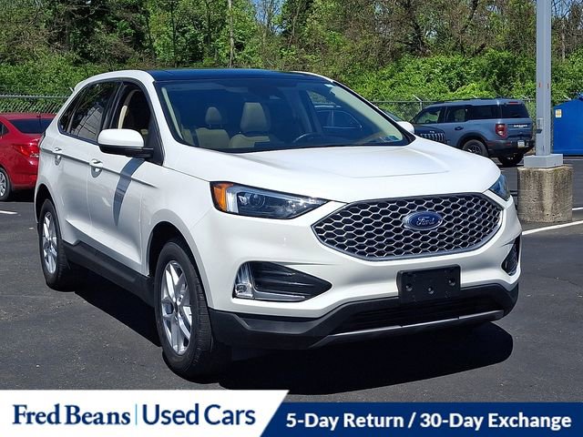 Certified 2023 Ford Edge SEL w/ Convenience Package AWD/4WD image 2