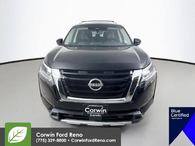Used 2024 Nissan Pathfinder SL AWD/4WD image 2