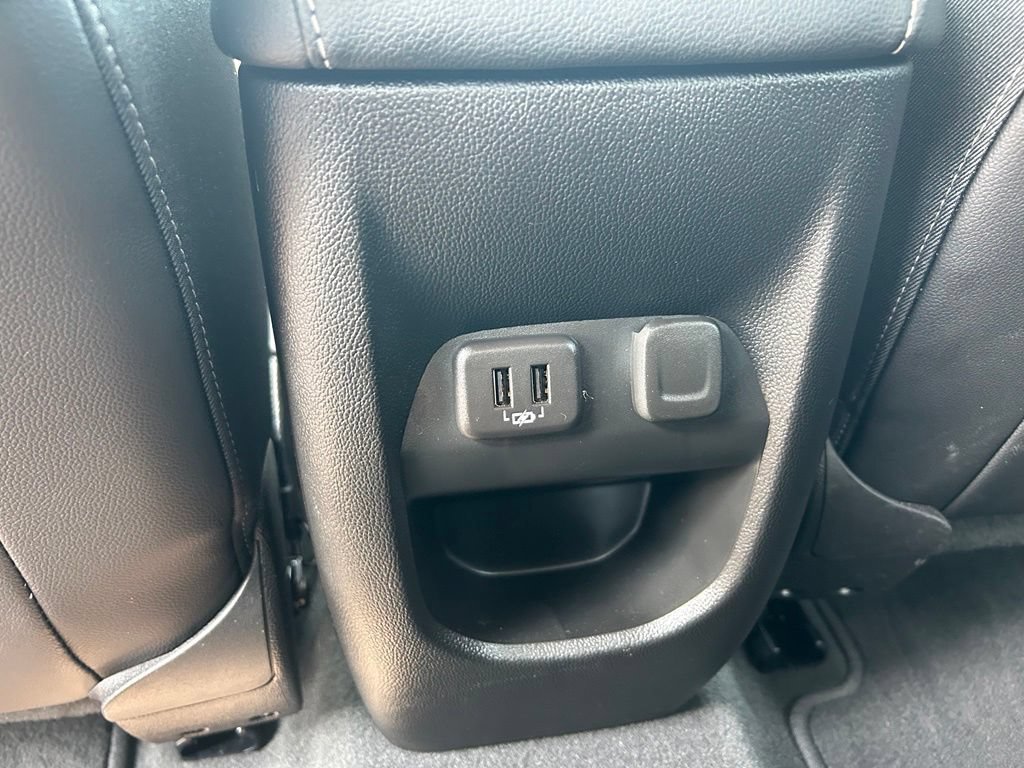 Used 2022 Chevrolet Colorado LT w/ Luxury Package AWD/4WD image 20