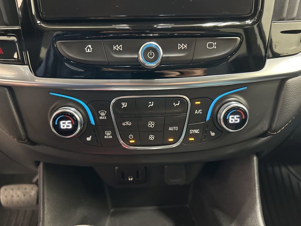 Used 2019 Chevrolet Traverse LT image 21