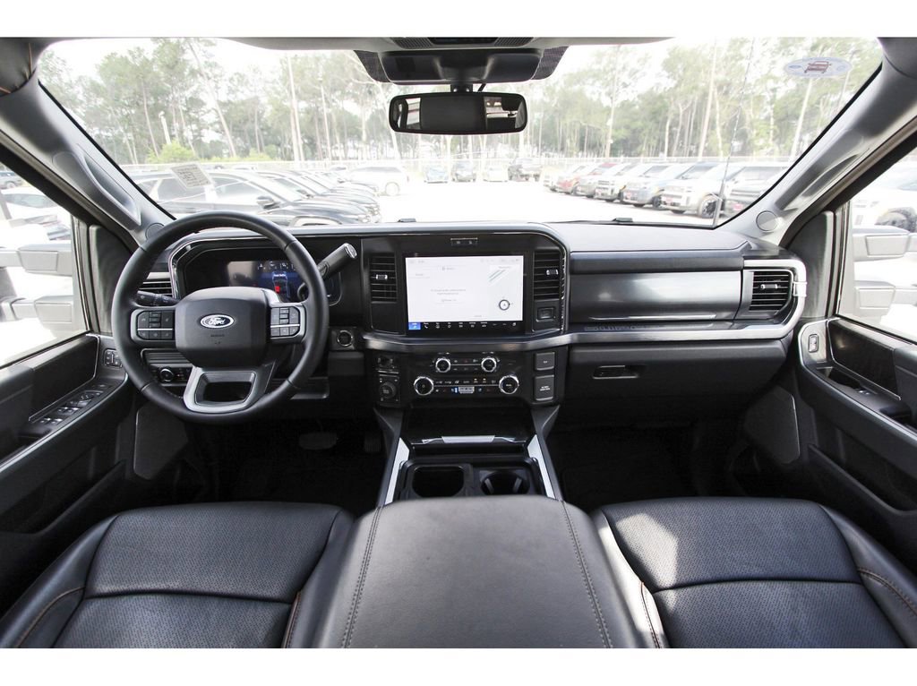 Certified 2025 Ford F250 Lariat w/ FX4 Off-Road Package image 12