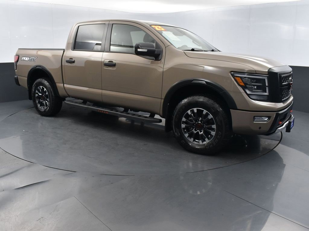 Used 2023 Nissan Titan PRO-4X w/ Pro-4x Convenience Package image 6