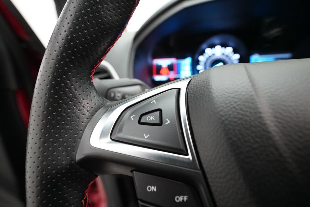 Certified 2022 Ford Edge ST-Line AWD/4WD image 18